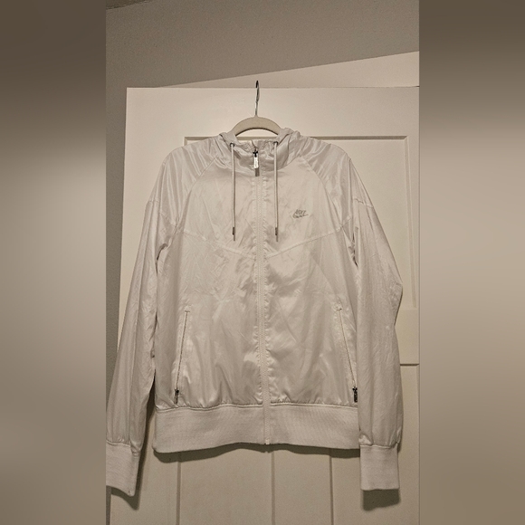 Nike White Windbreaker Jacket - Picture 1 of 5
